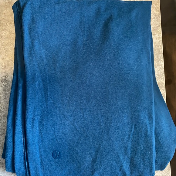 Lululemon jogger pants - Picture 3 of 6